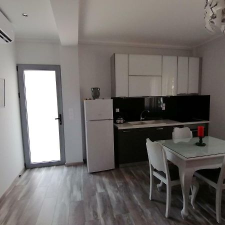 "Ιωκαρ" Apartment Nafpaktos Екстериор снимка