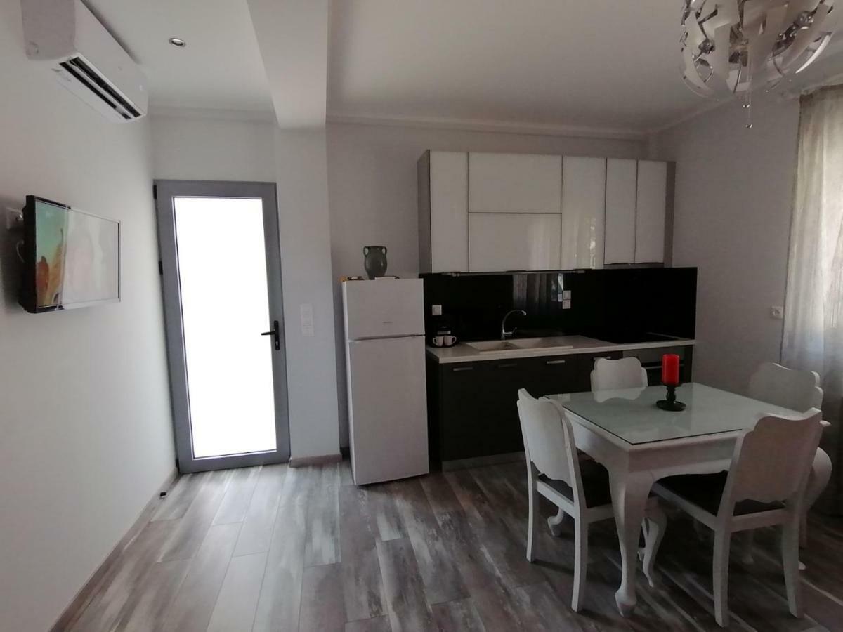 "Ιωκαρ" Apartment Nafpaktos Екстериор снимка